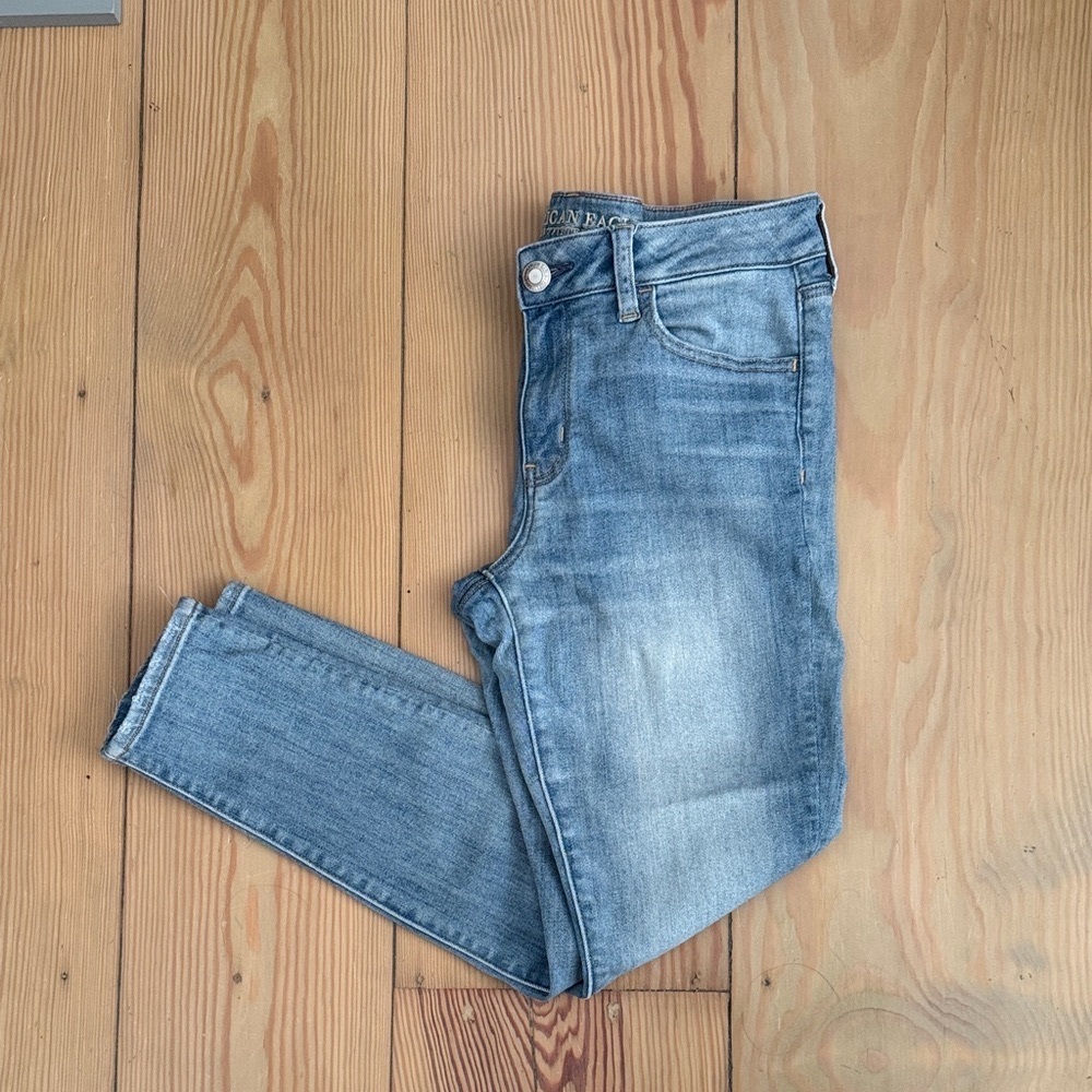 American Eagle Outfitters Light Blue Skinny Jeans